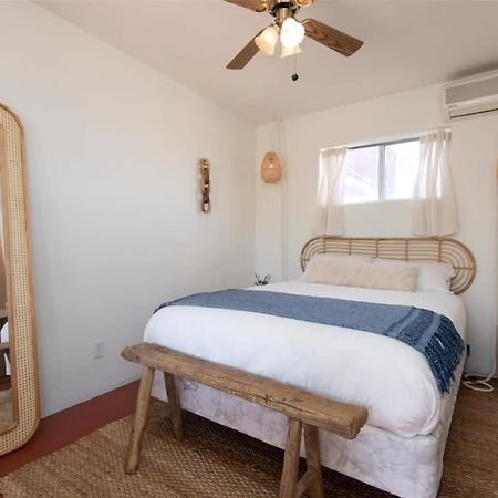 Renovated Lodge - Room 2 With Pool Access جوشوا تري المظهر الخارجي الصورة